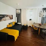 Apartment M4
