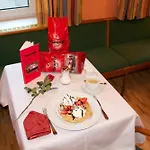 Hotel Vier Jahreszeiten Salzburg