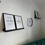 Cozy Stay For 2 - 5 Min To Main Station Salzburg
