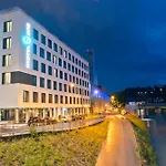Motel One Salzburg-Mirabell