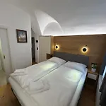 Guesthouse Mozart - Apartment House