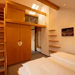 Holiday Apartments By Das Gruene Hotel Zur Post - 100 % Bio & Villa Ceconi