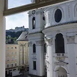 Apartment At Mozart-Geburtshaus