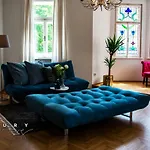Luxury Apartments Only For Business Travel