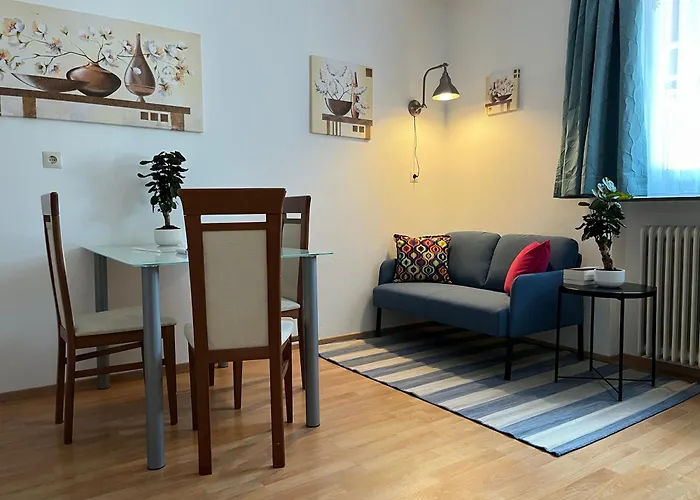 Antik Chic Mit Gartenblick