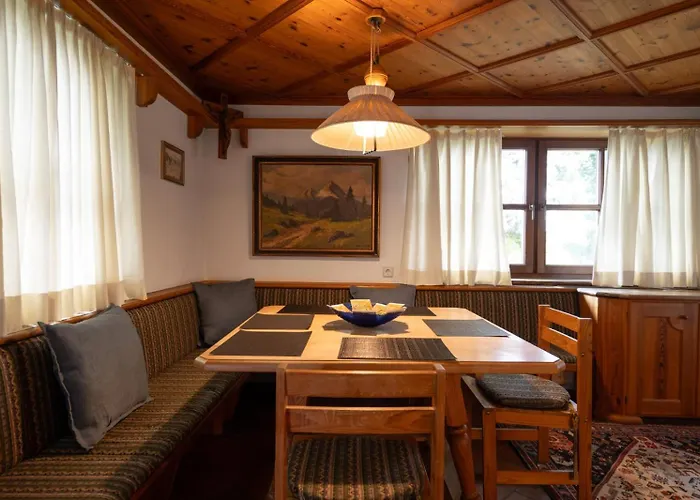 Bauernappartement Mit Balkon