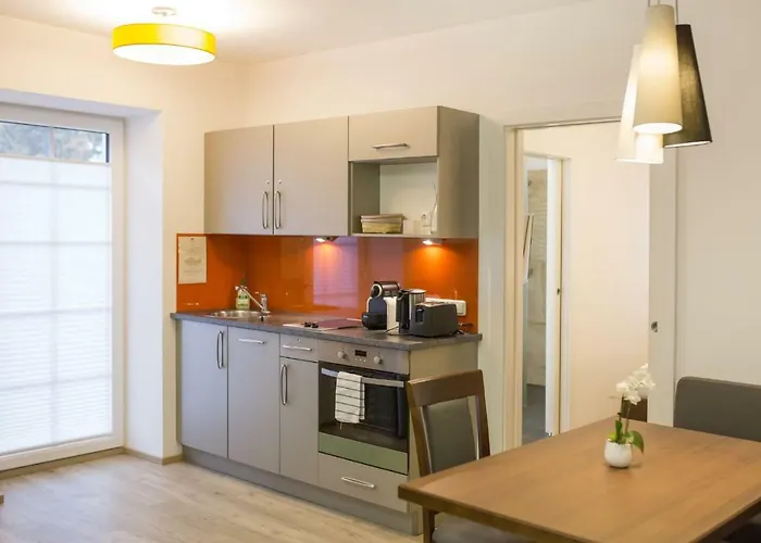 Holiday Apartments By Das Gruene Hotel Zur Post - 100 % Bio & Villa Ceconi