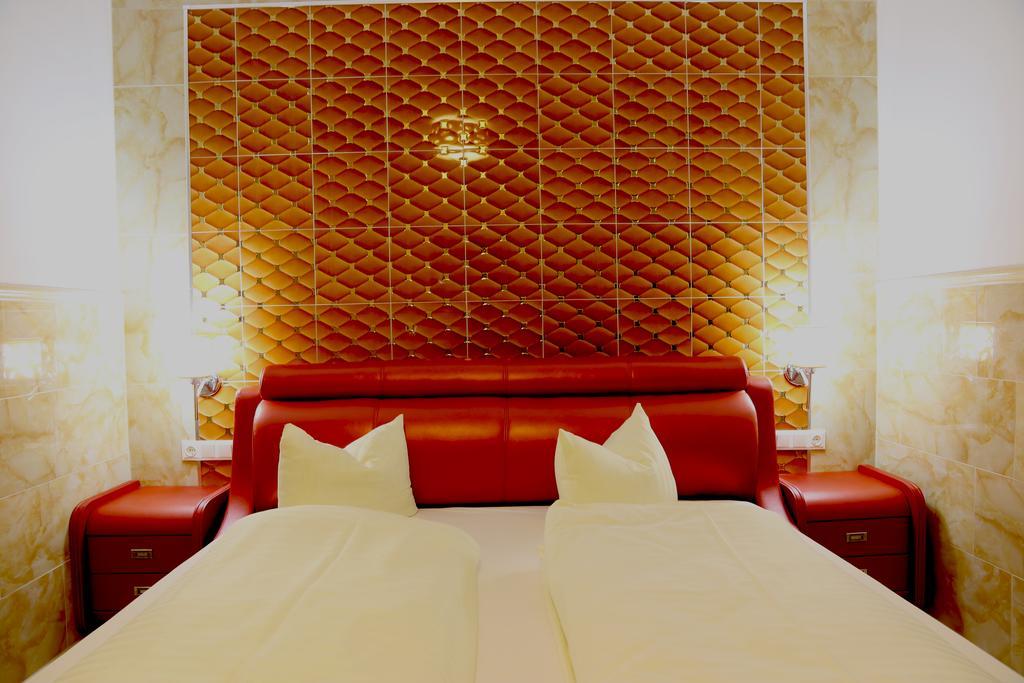 Buona Hotel