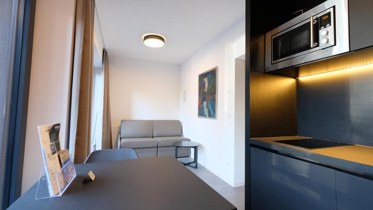Blackhome I Contactless Check-in Salzburgo