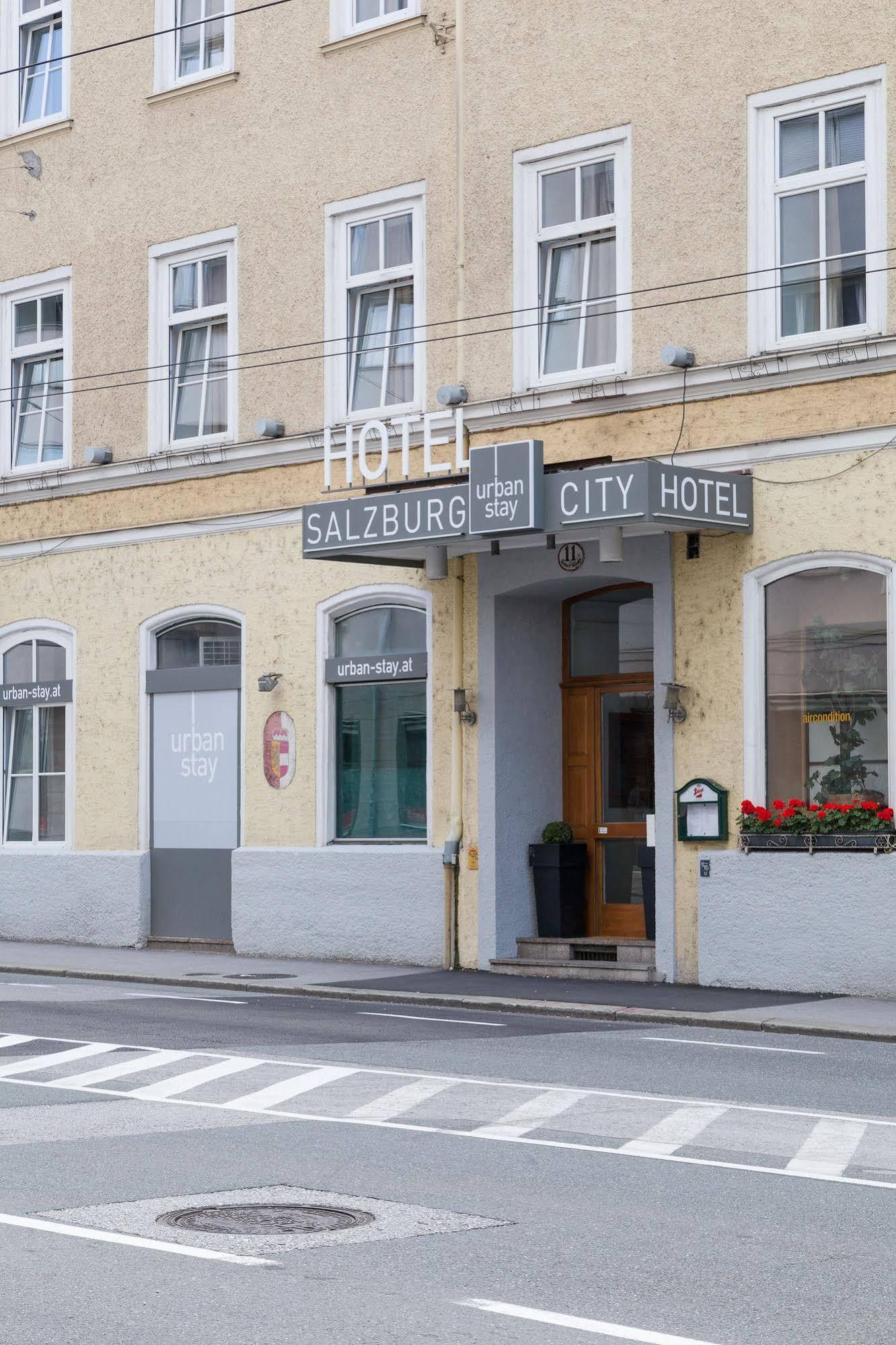 Urban 3*