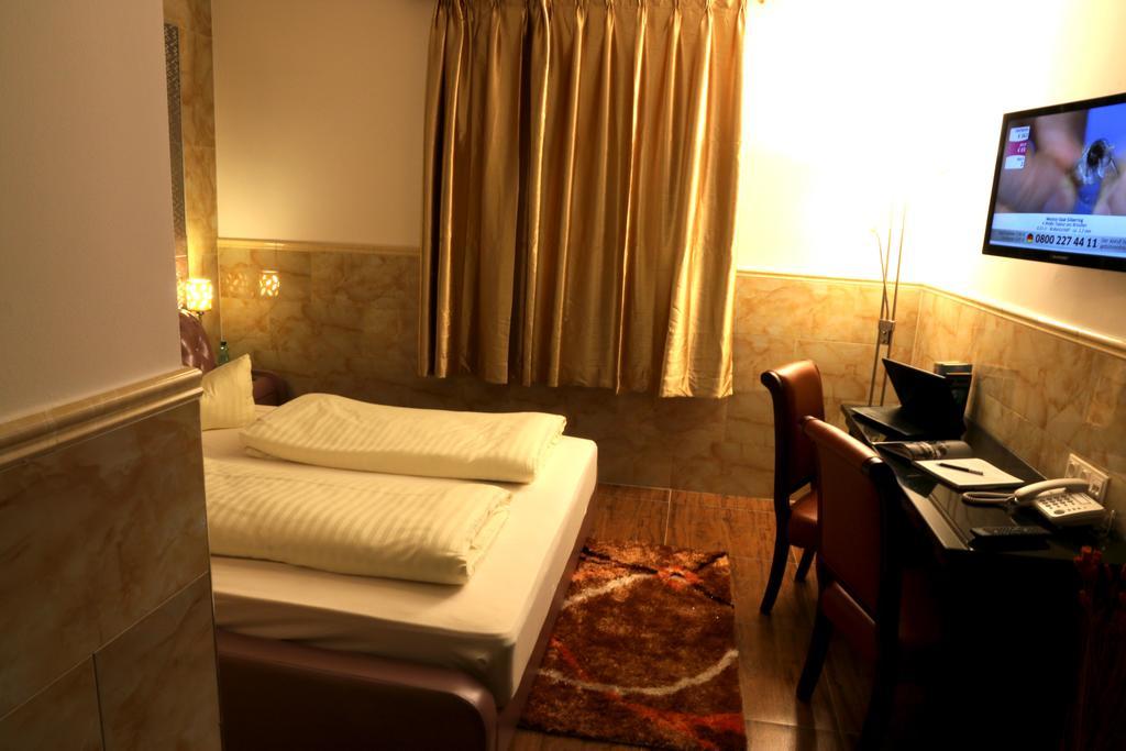 Buona Hotel 3*