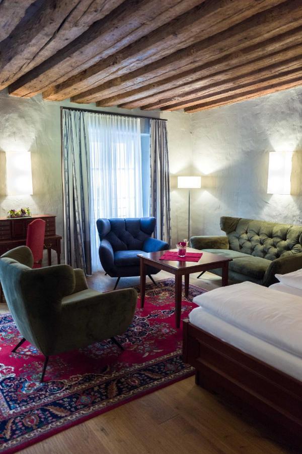 Altstadt Stadtkrug Hotel 4*
