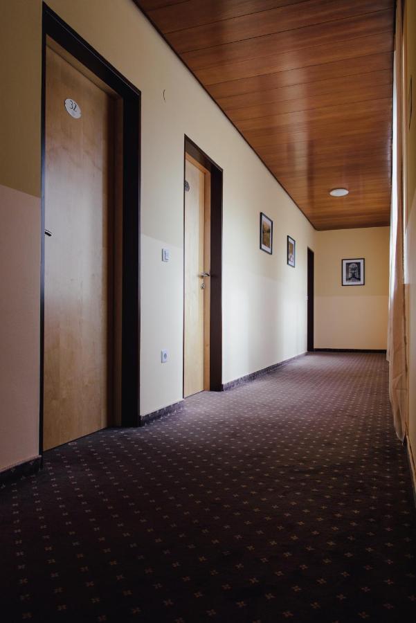 Drei Kreuz Hotel 3*