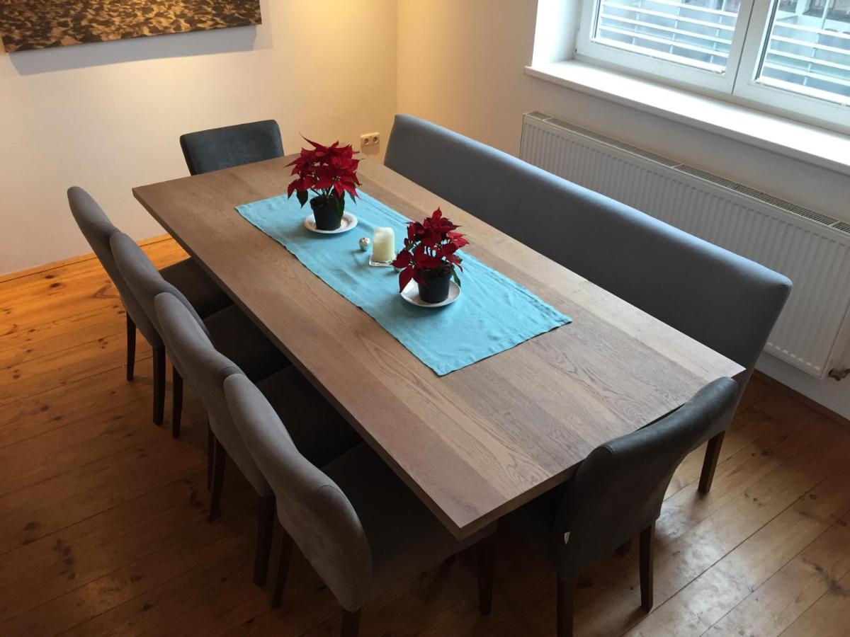 Uber Den Dachern Salzburgs Apartment