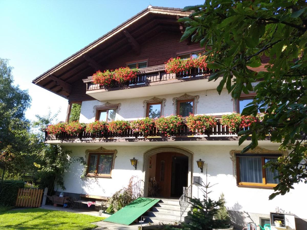Fruehstueckspension Helmhof Guest house 2*
