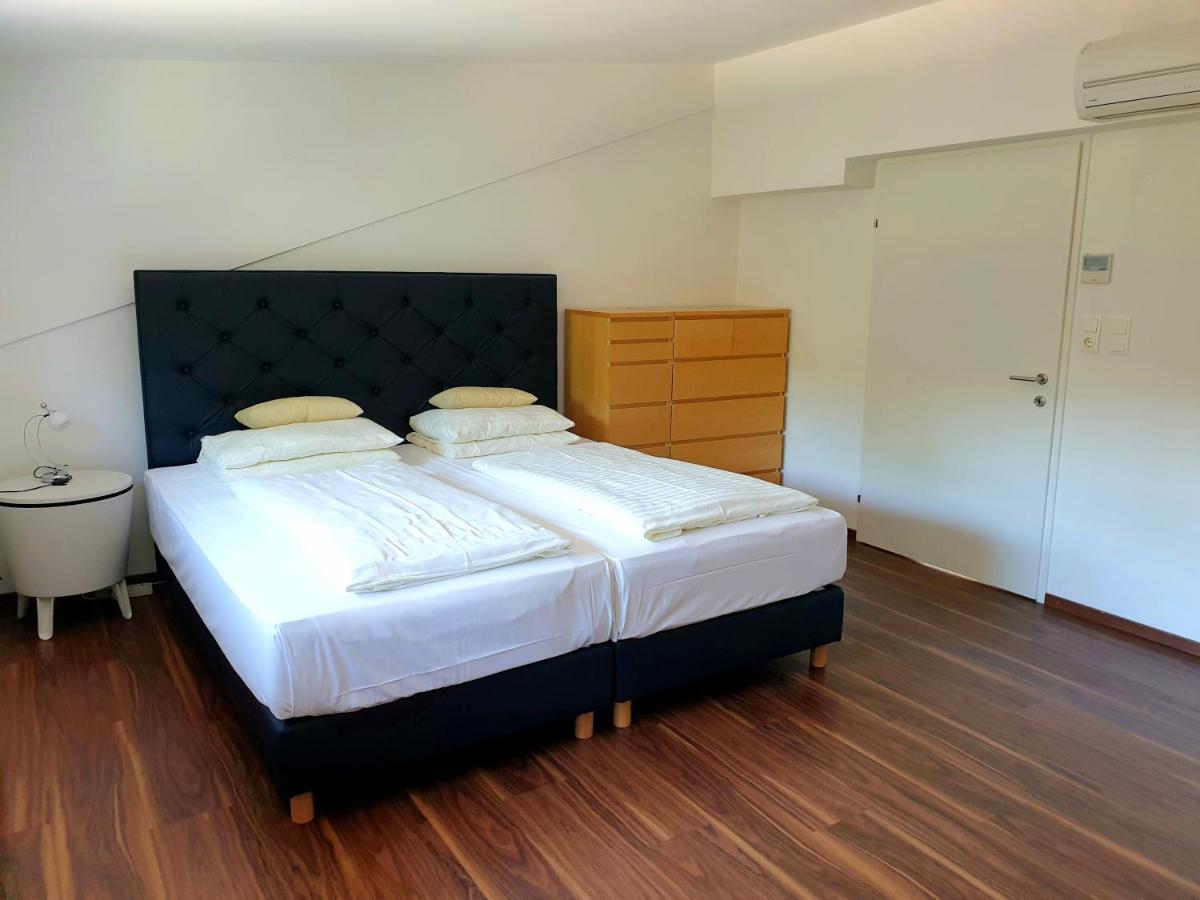 Hotel Via Roma 4*
