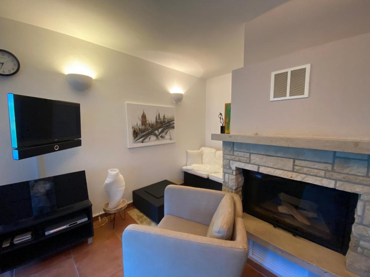 Modernes Alpenapartment Mit Sauna Wintergarten Und Pool Apartment Salzburg