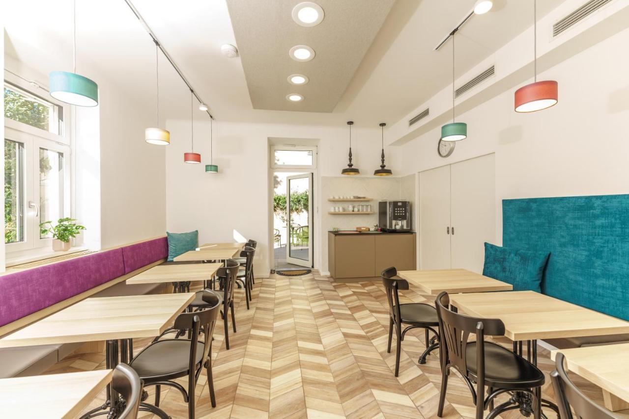 Elisa Aparthotel *