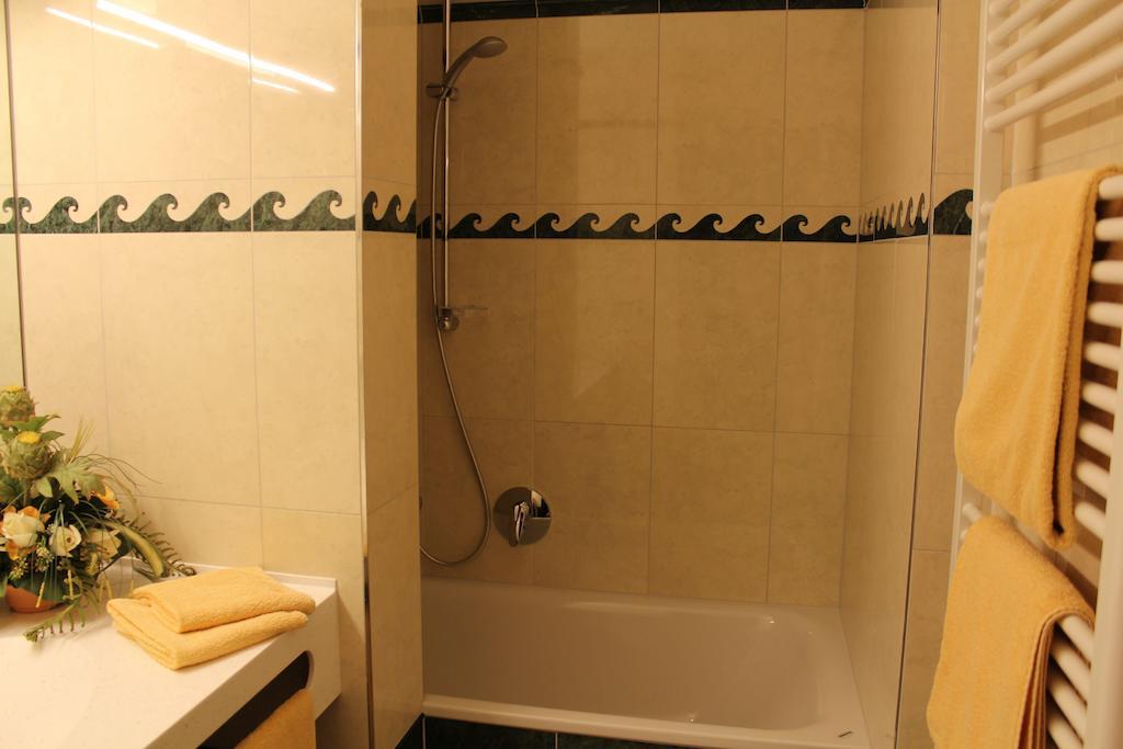 Airporthotel - Am Airport Hotel 4*
