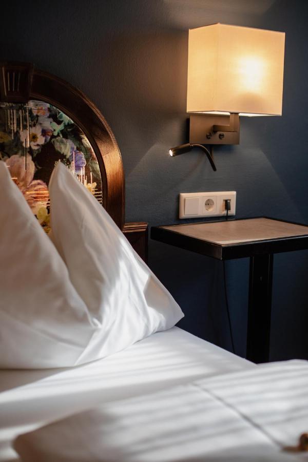 Altstadt Stadtkrug Hotel 4*