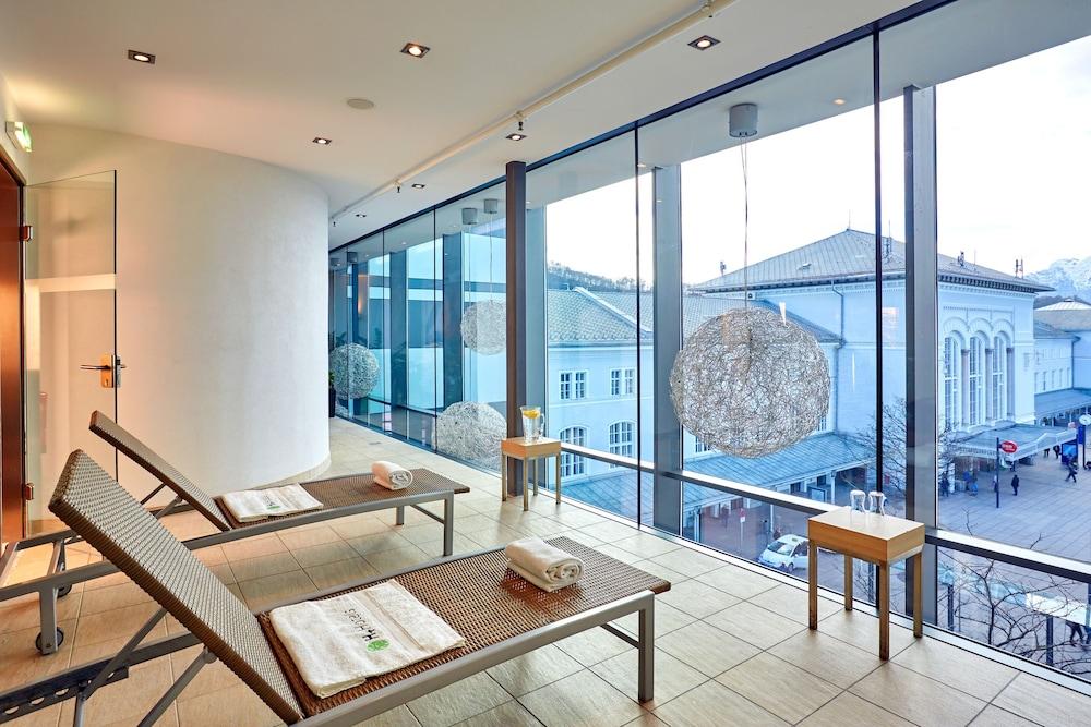 H+ Hotel 4*
