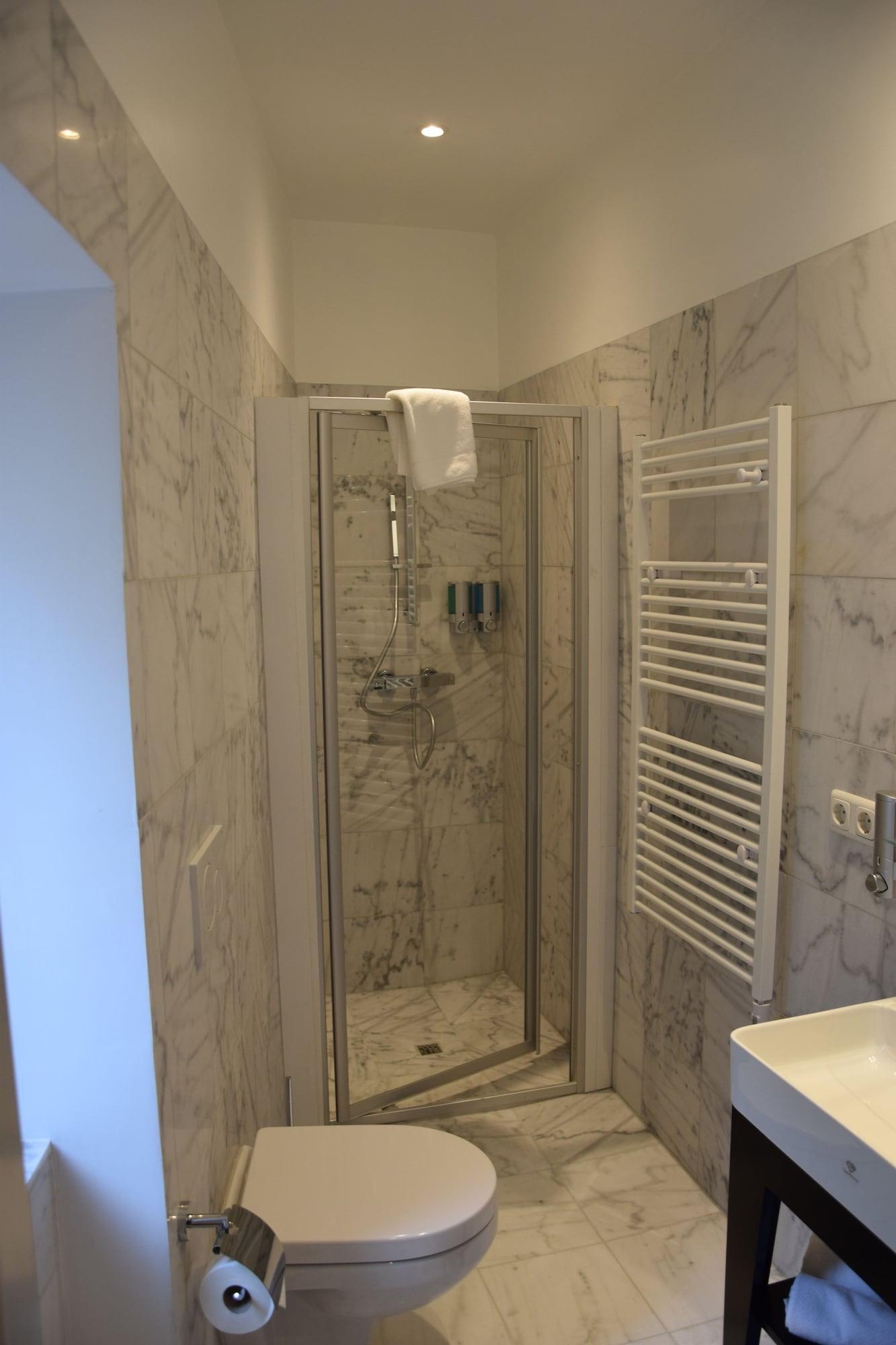 Atel Lasserhof 3* Salzburgo