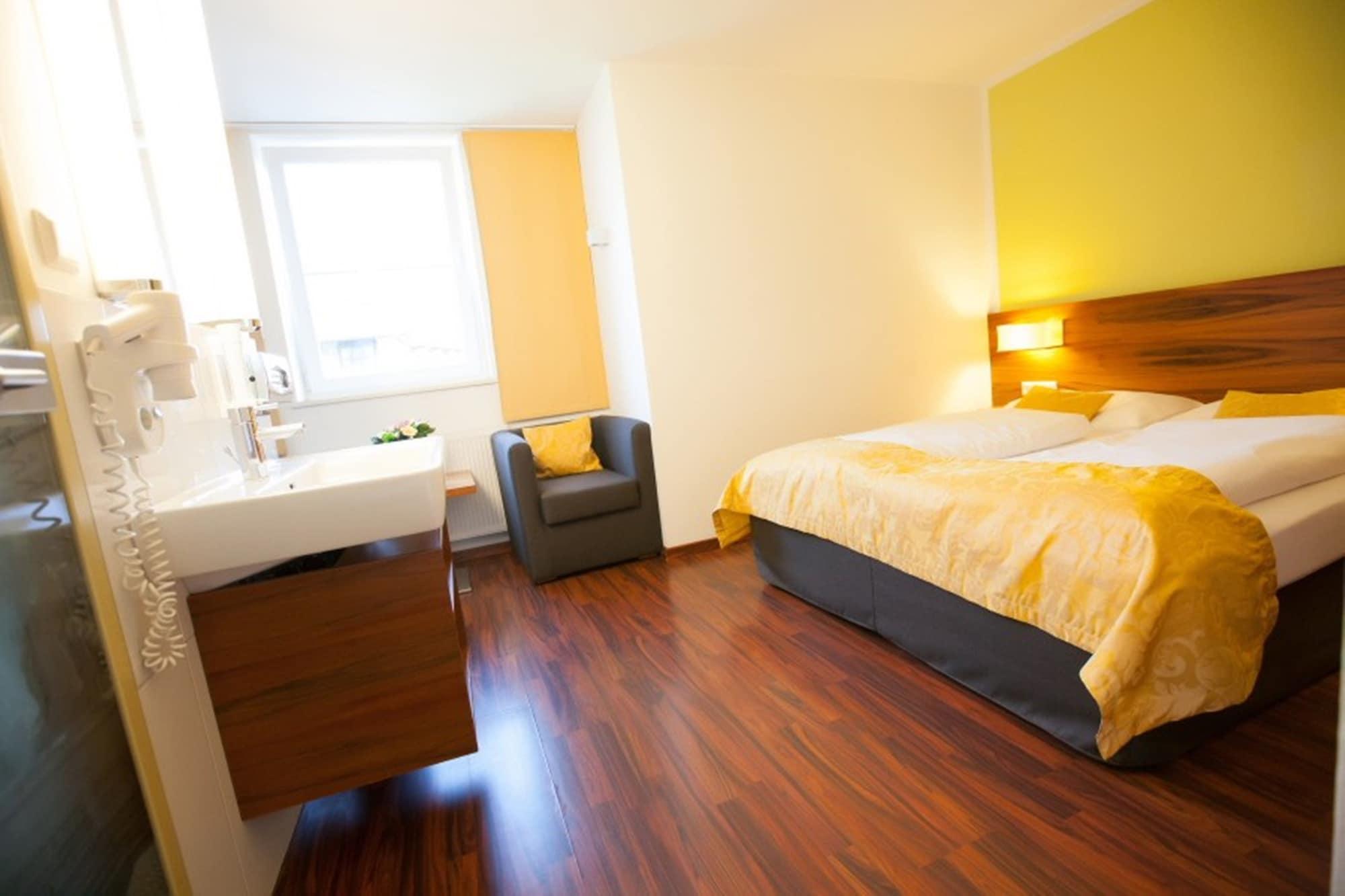 Hotel Jedermann Boutiquehotel Mit Stadtgarten