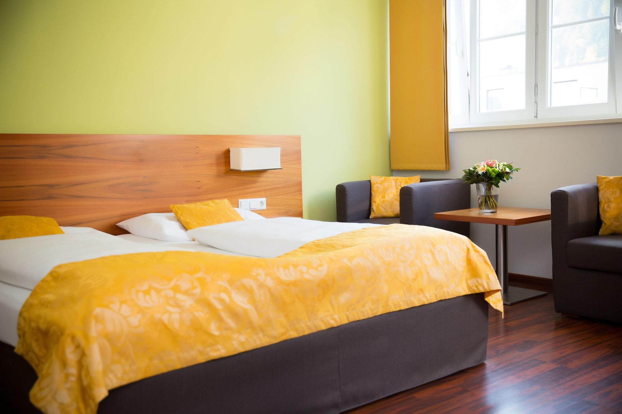 Hotel Jedermann Boutiquehotel Mit Stadtgarten 3*