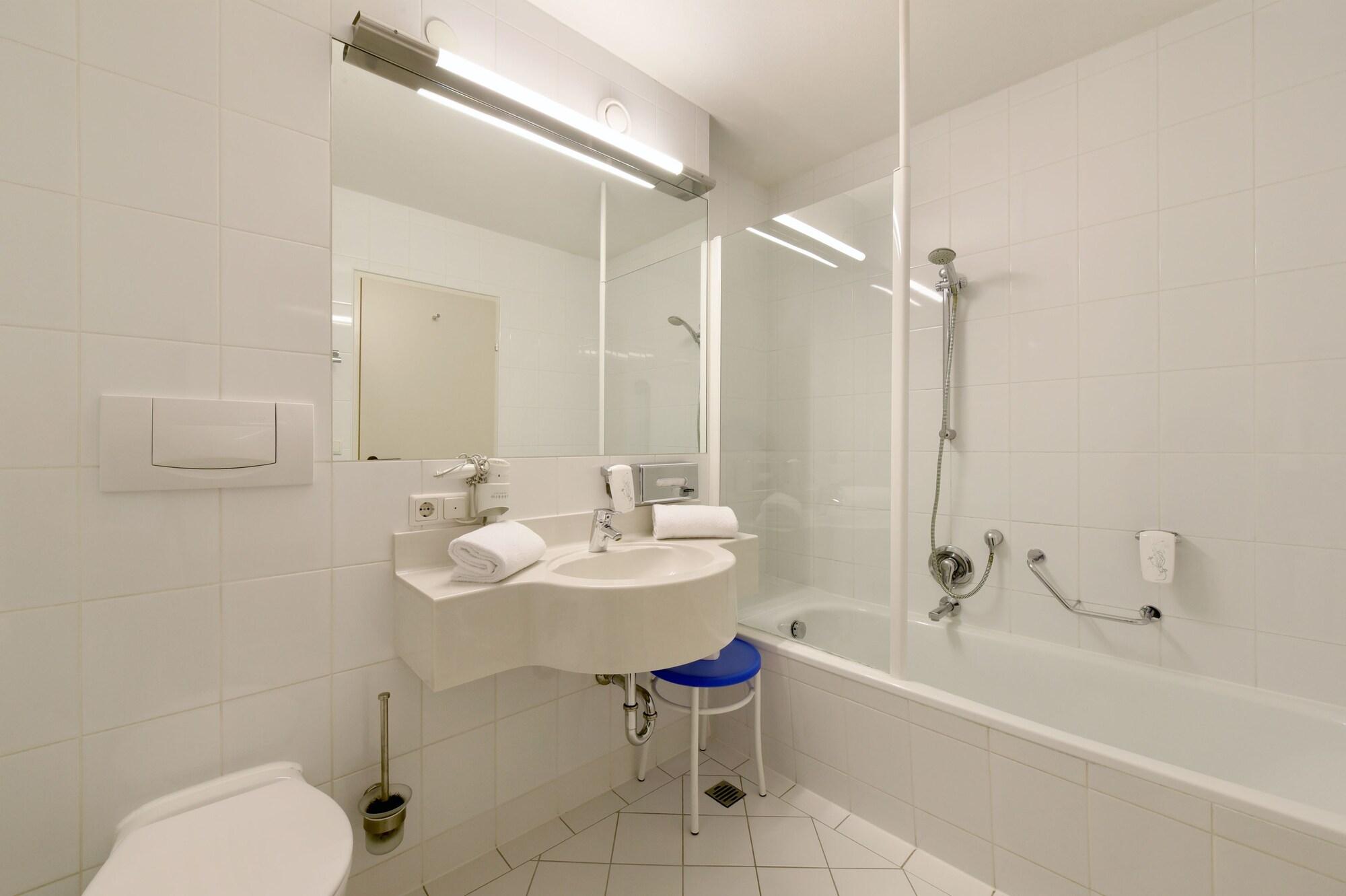 Neutor Express Hotel 3*