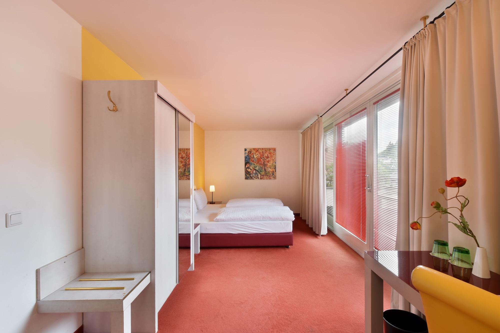 Neutor Express Hotel 3*