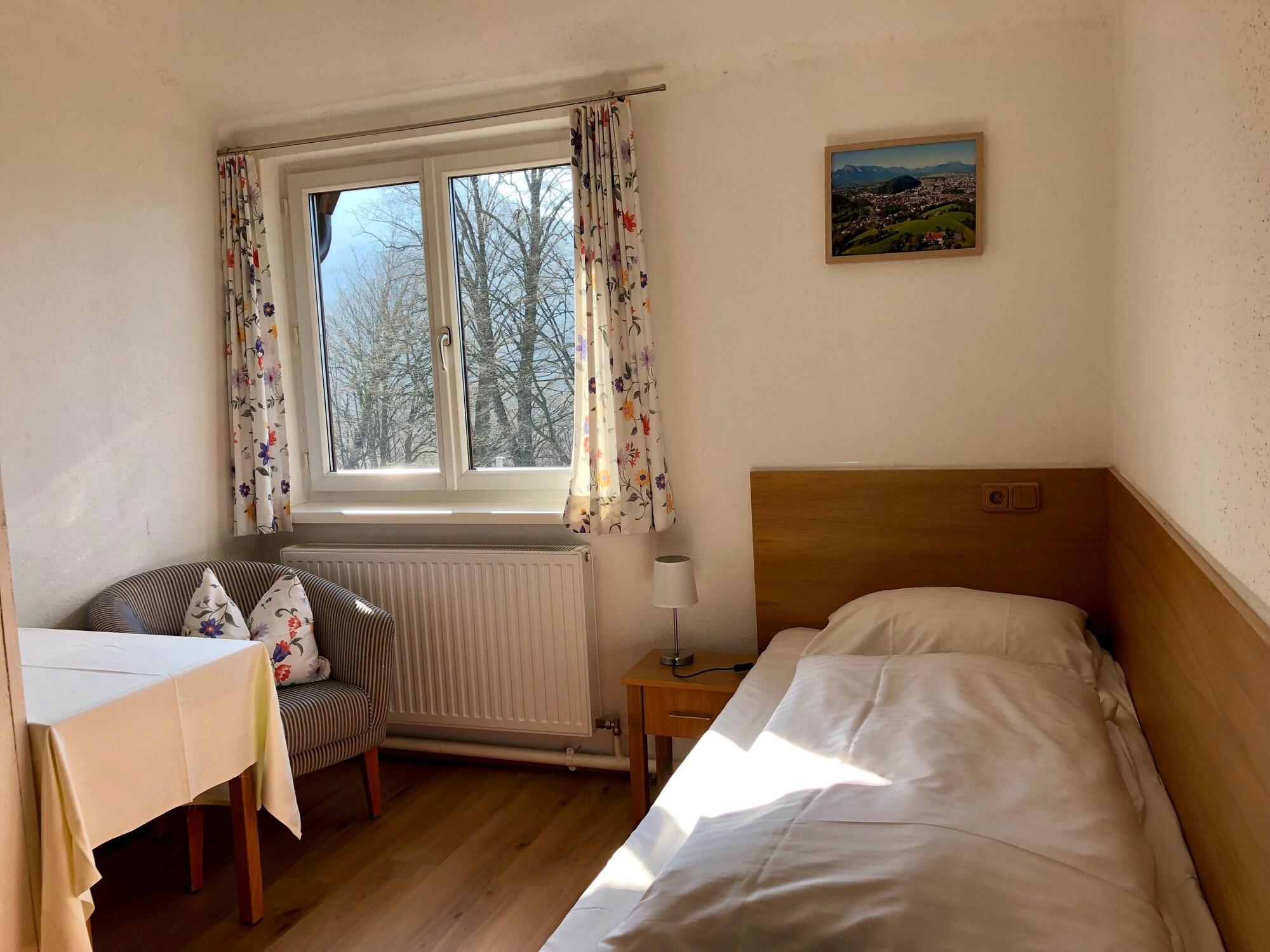Schoene Aussicht Salzburg