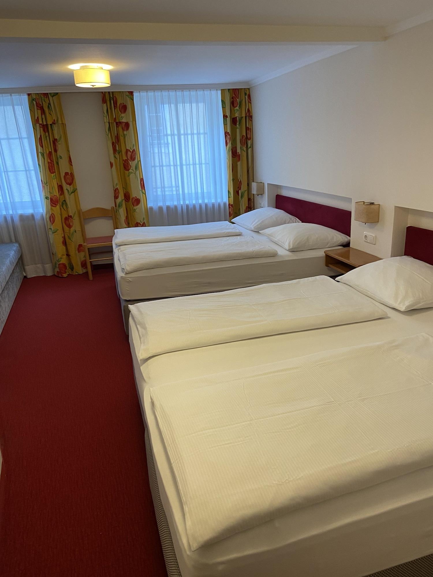 Cityhotel Trumer Stube Hotel 3*