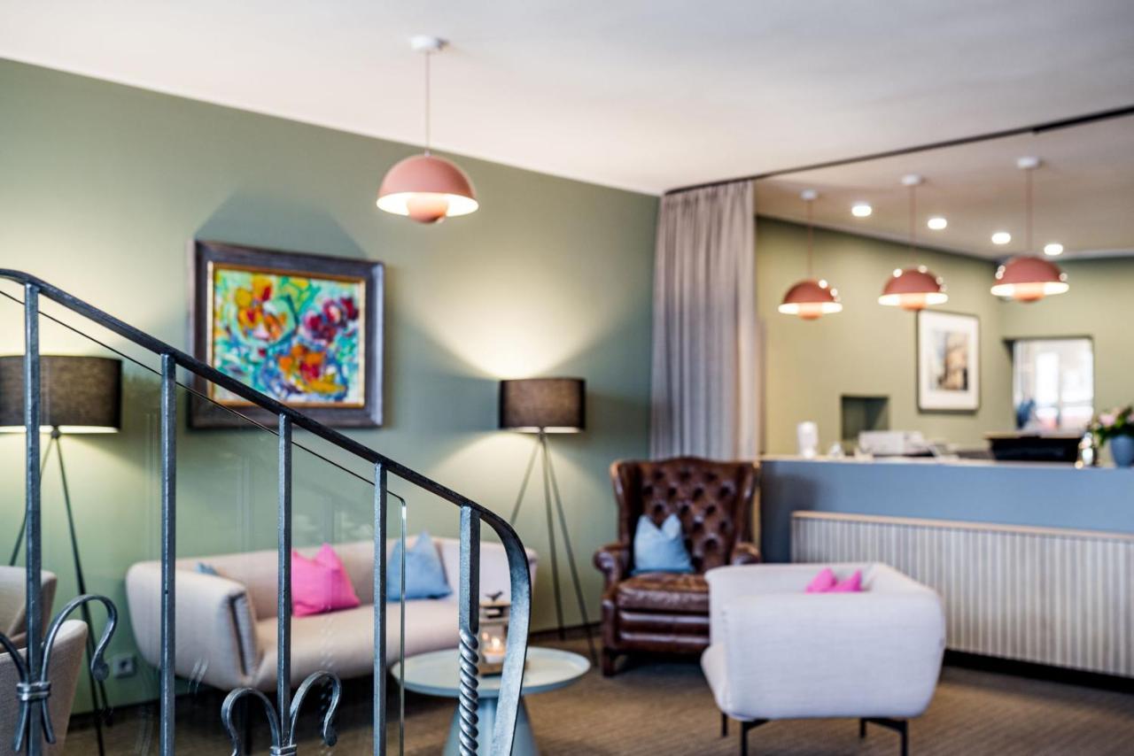 Hotel Altstadthotel Weisse Taube 4*