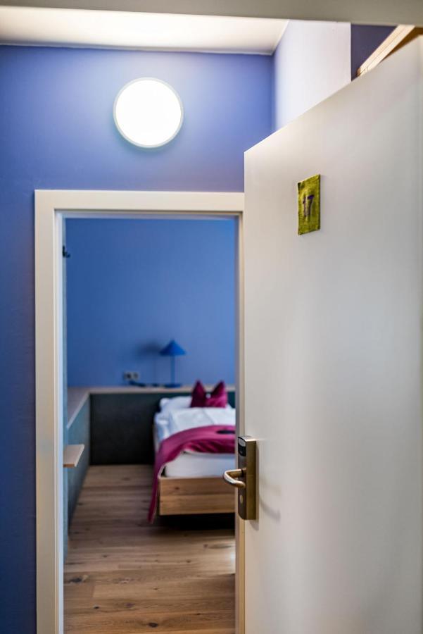 Altstadthotel Weisse Taube 4* Salzburg