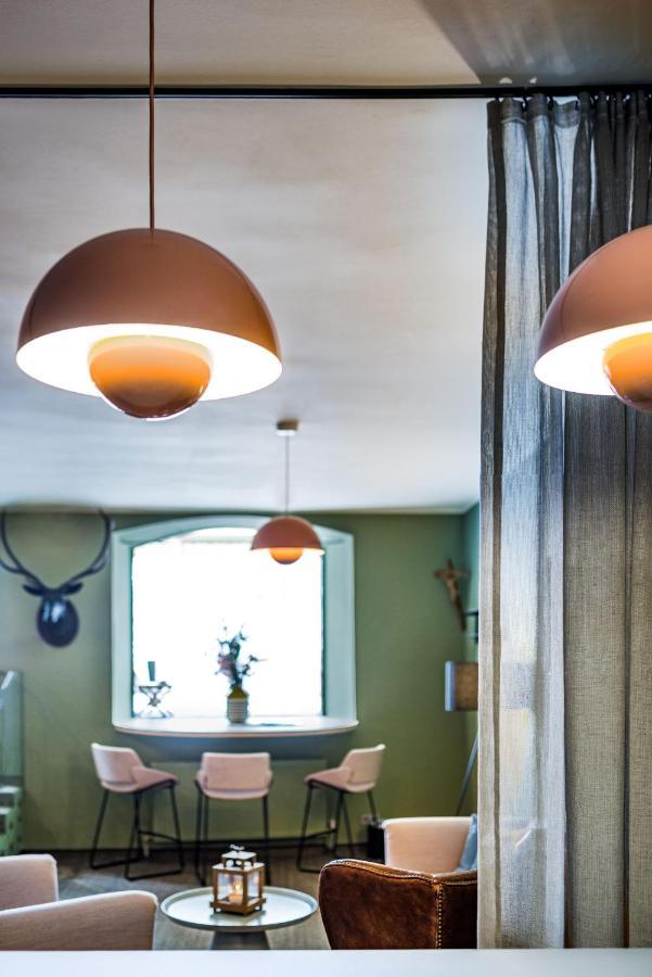 Hotel Altstadthotel Weisse Taube 4*