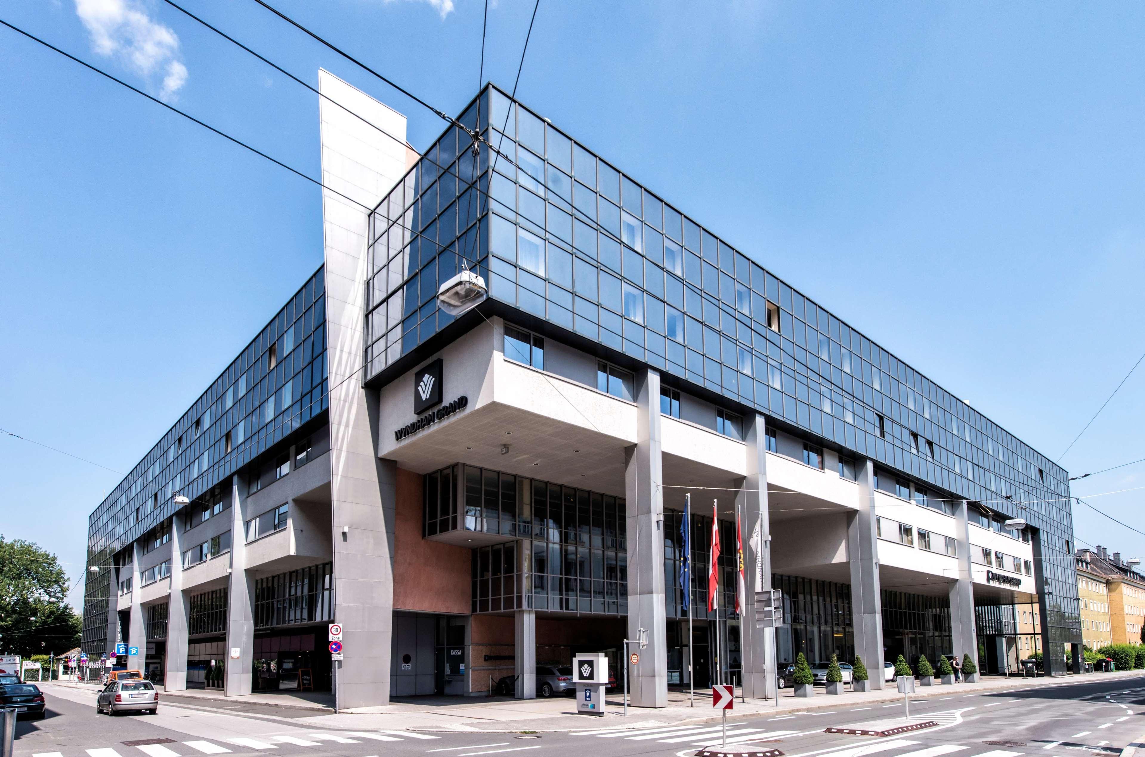 Wyndham Grand Conference Centre Hotel 4*