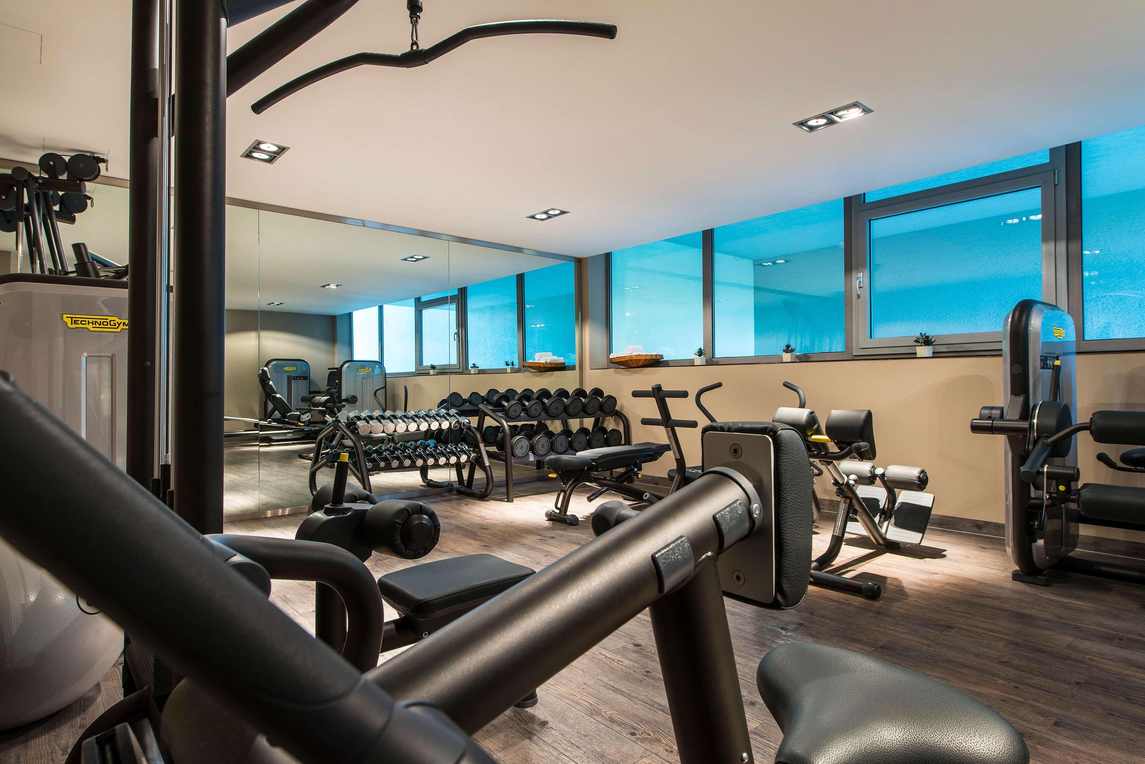 Wyndham Grand Conference Centre Hotel 4*