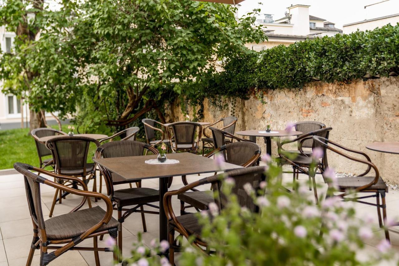 Elisa Aparthotel *