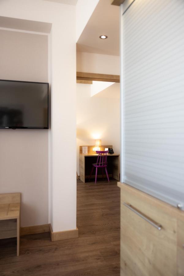 Max70 Hotel