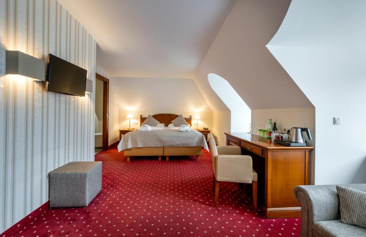 Hotel Am Mirabellplatz 4*