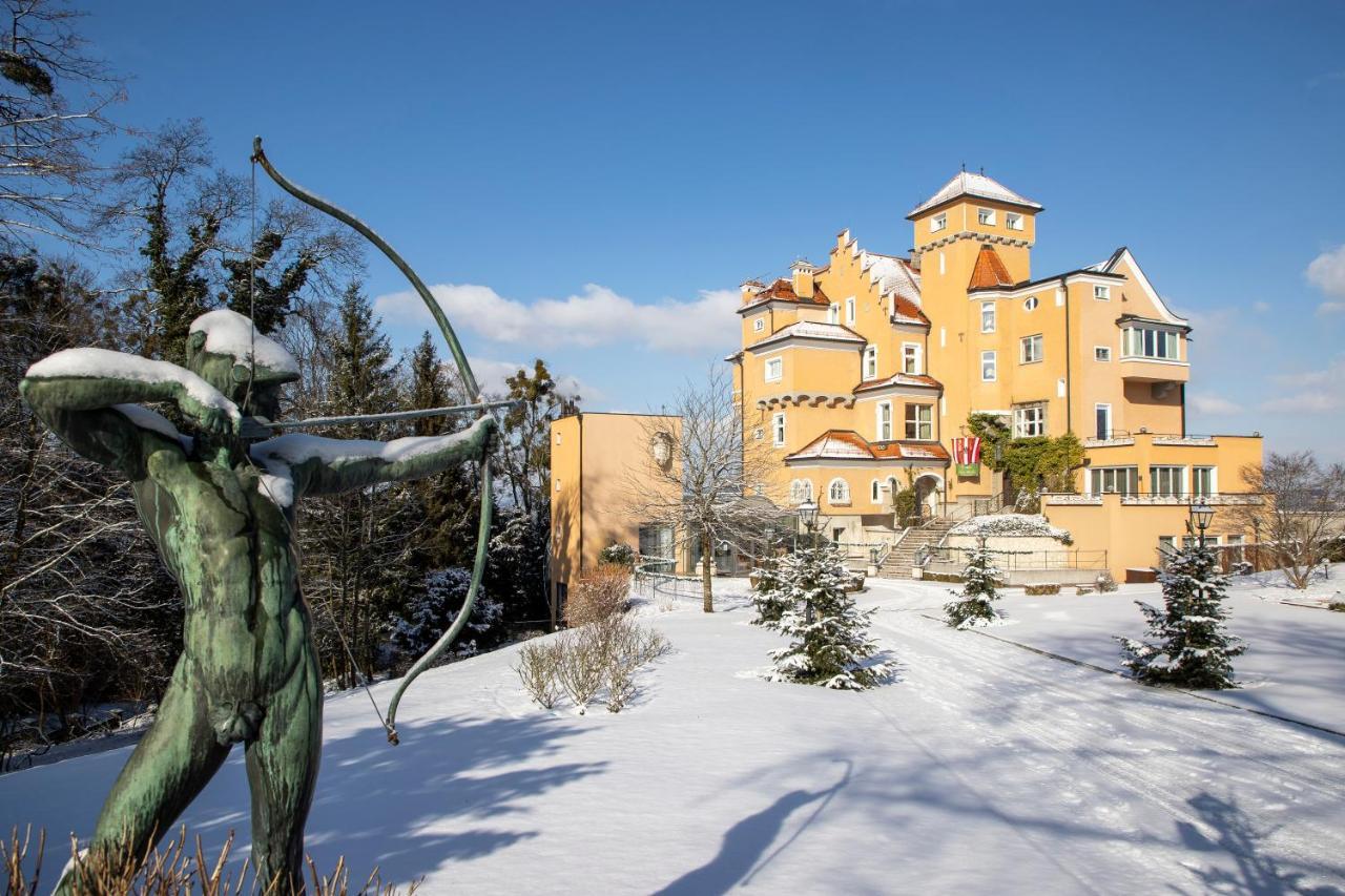 Schloss Mönchstein Hotel