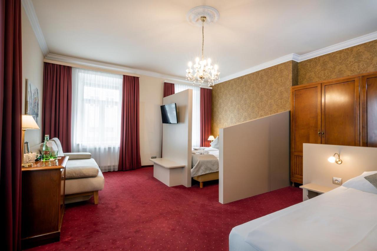 Hotel Am Mirabellplatz 4*