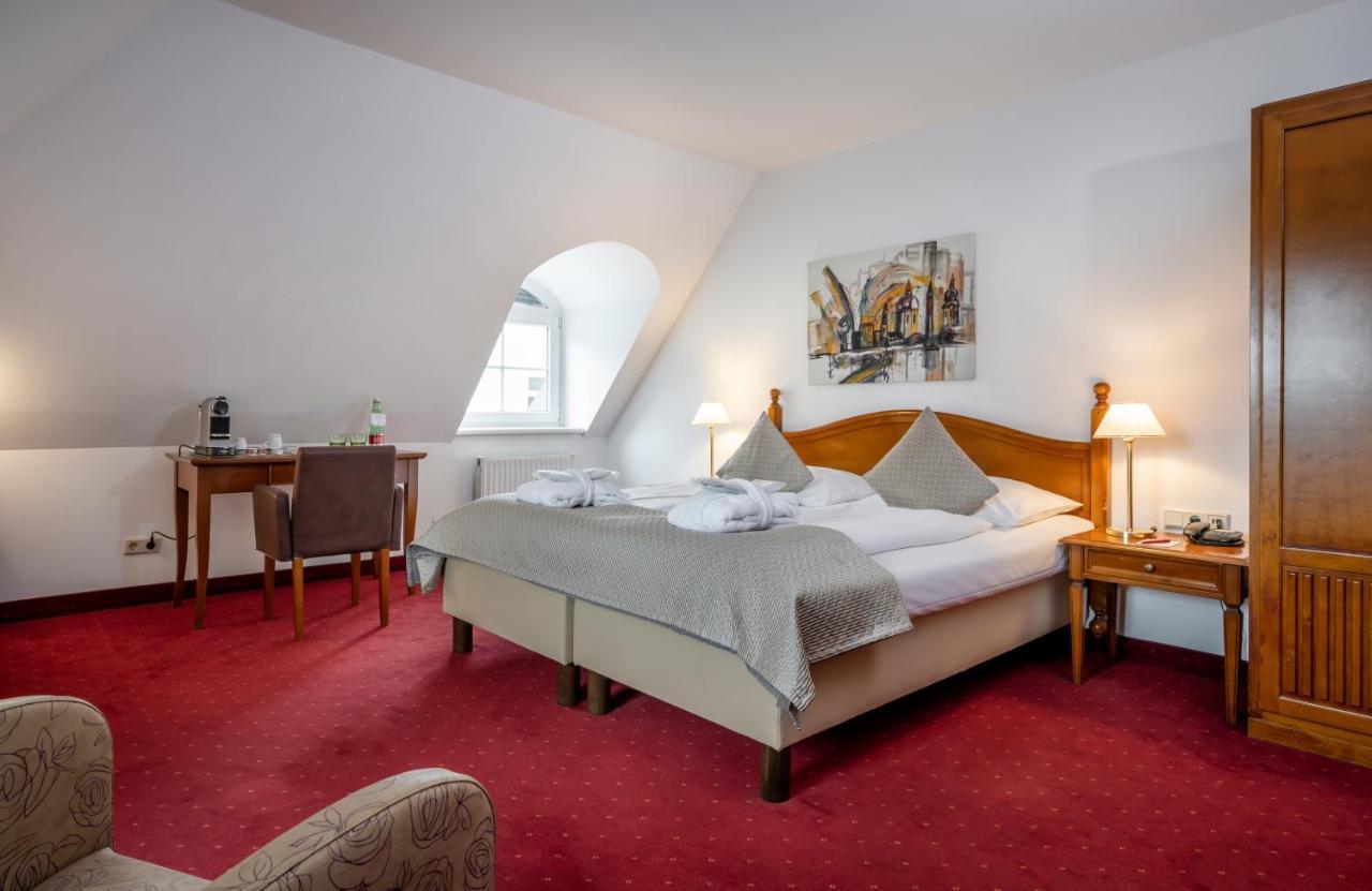 Am Mirabellplatz 4* Salzburg
