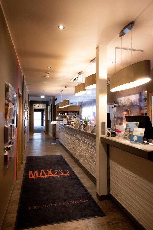 Max70 3*
