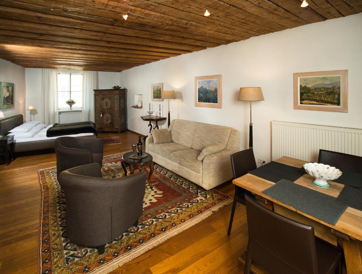 Goldgasse De Luxe Apartment *