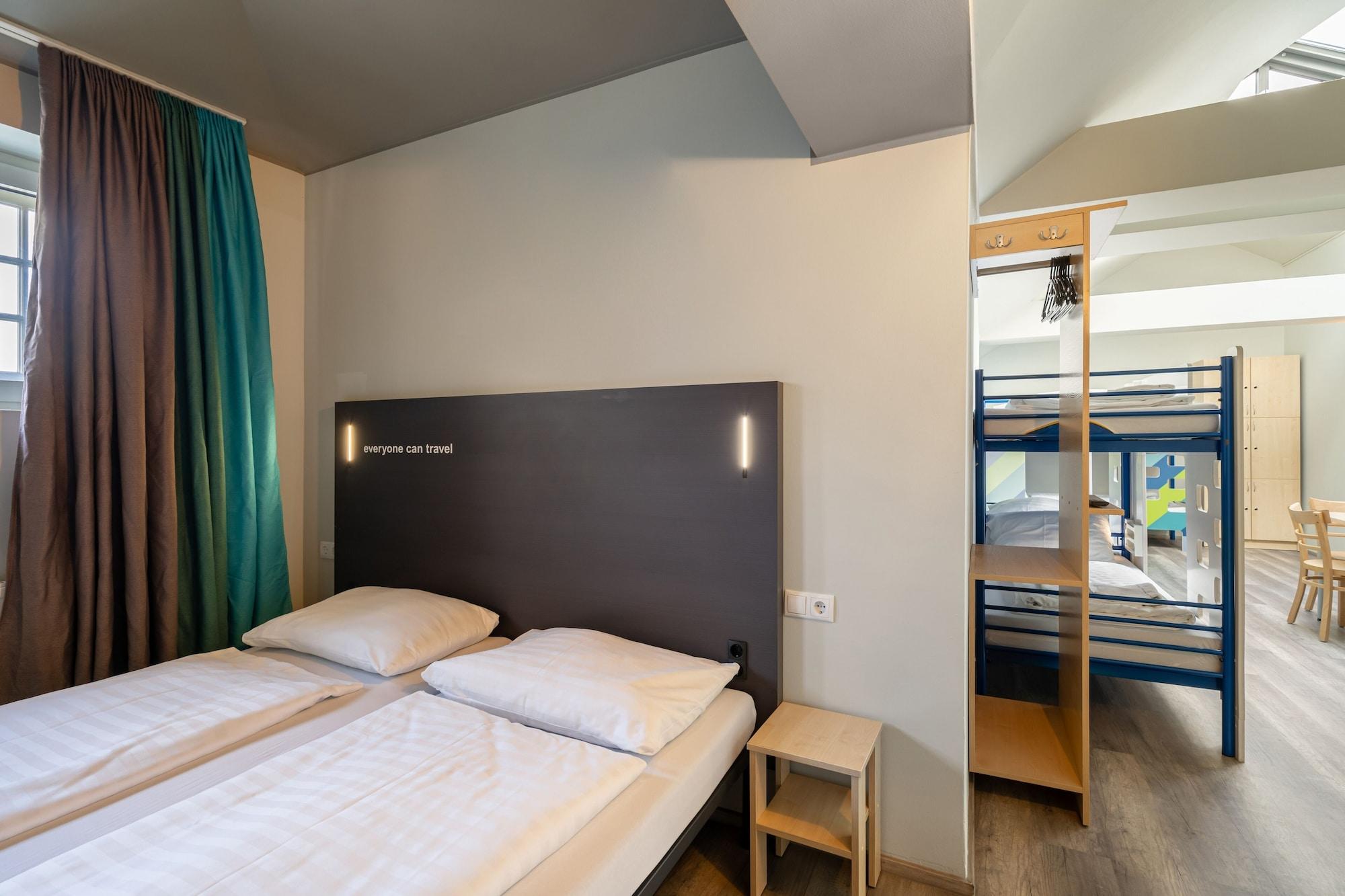 A&O Salzburg Hauptbahnhof Albergue *
