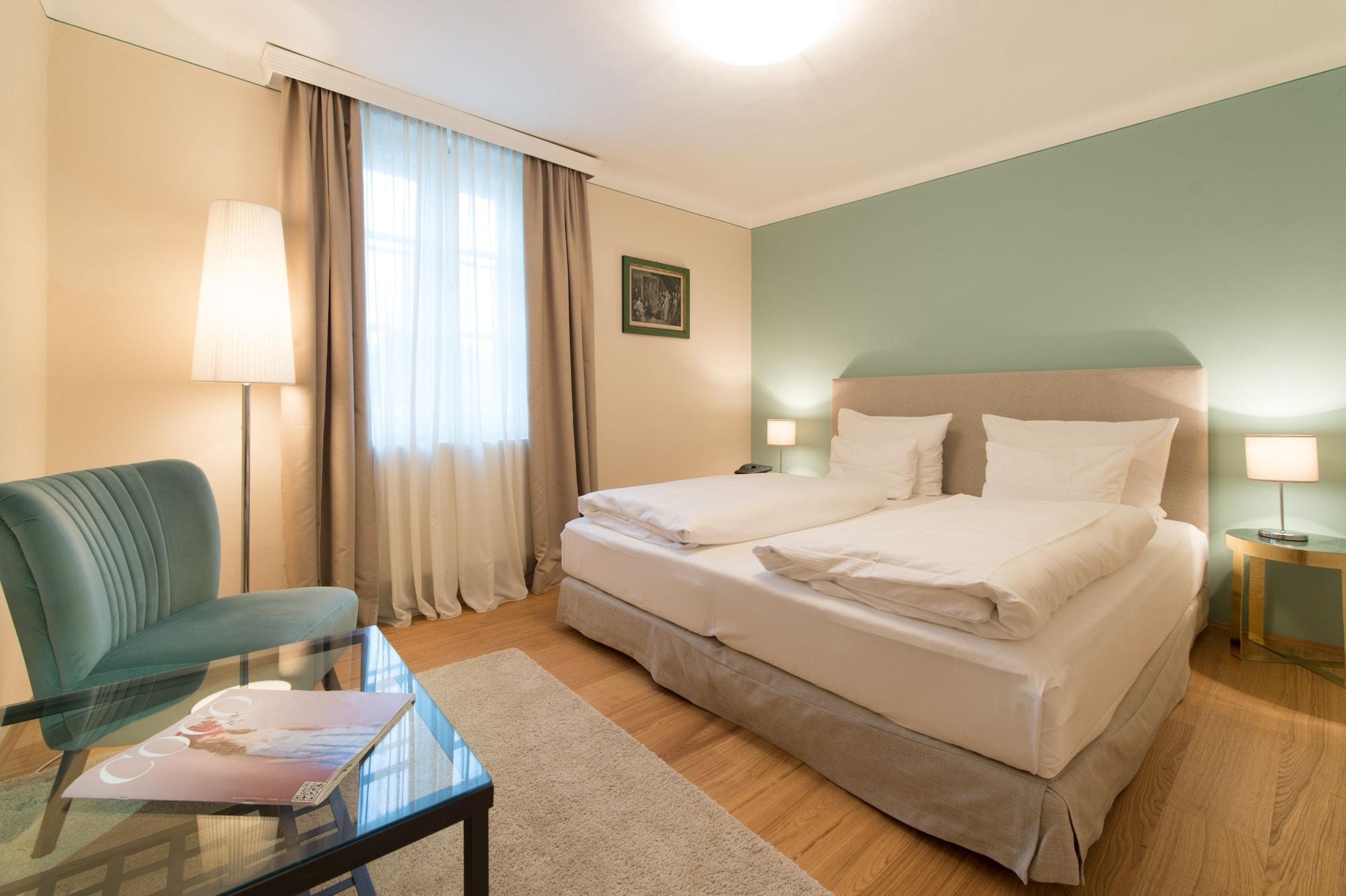 Altstadthotel Amadeus 4*