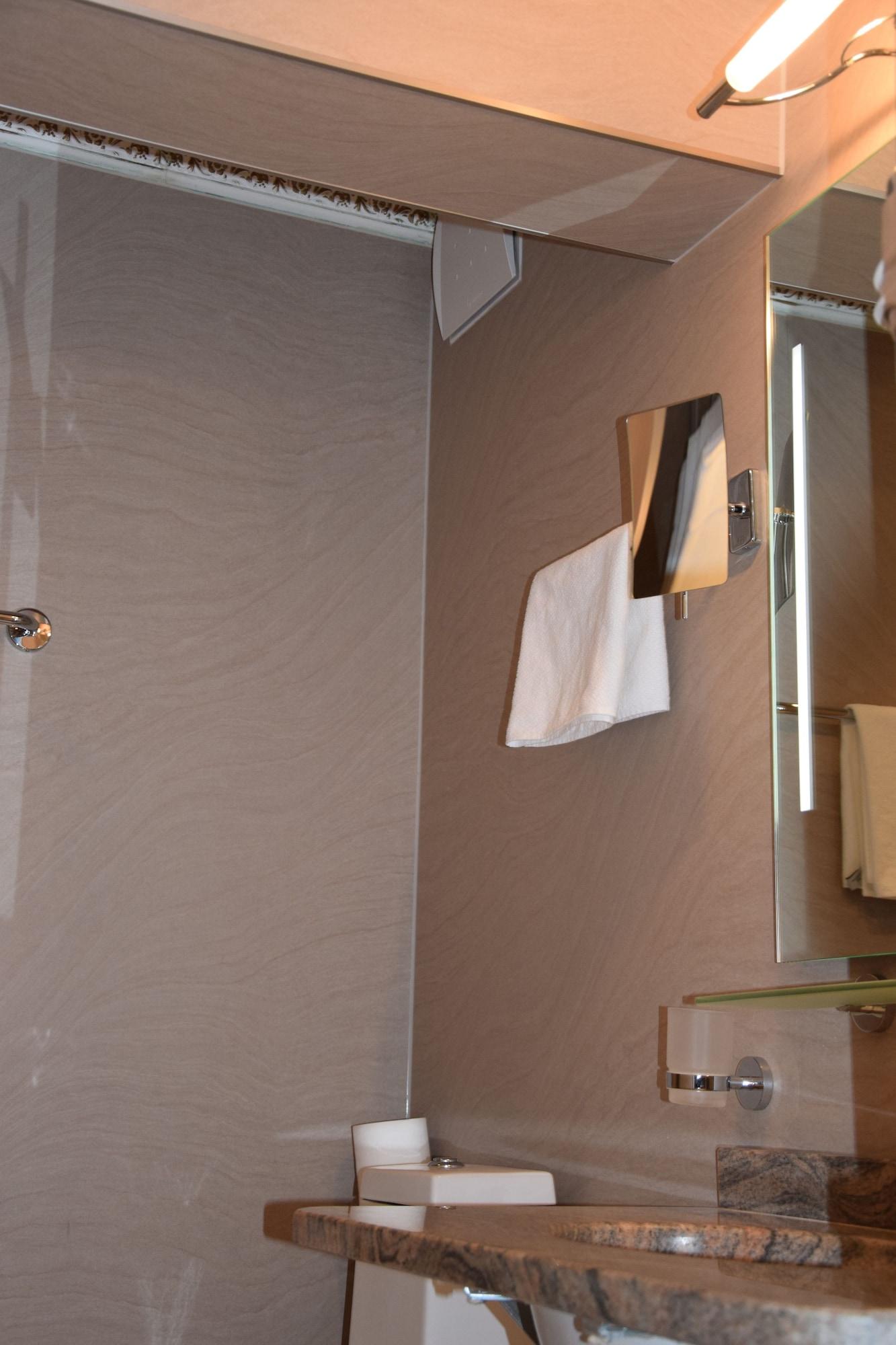 Atel Lasserhof 3* Salzburgo