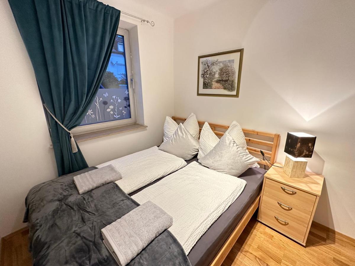 Guest house Paradise & Cozy Retreat With Free Parking