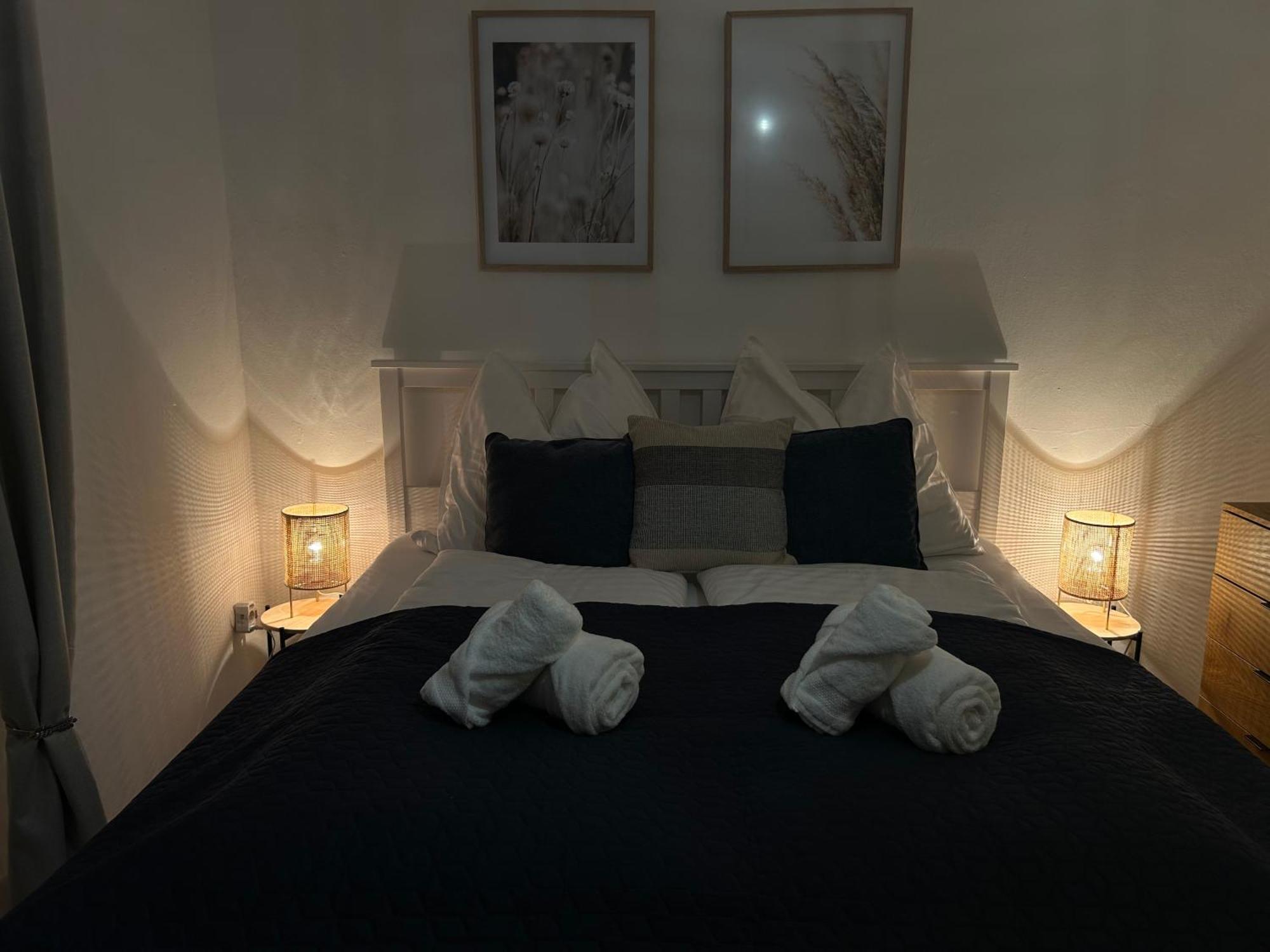 Apartment Luminous - Kostenloser Parkplatz , Stadt Naehe *